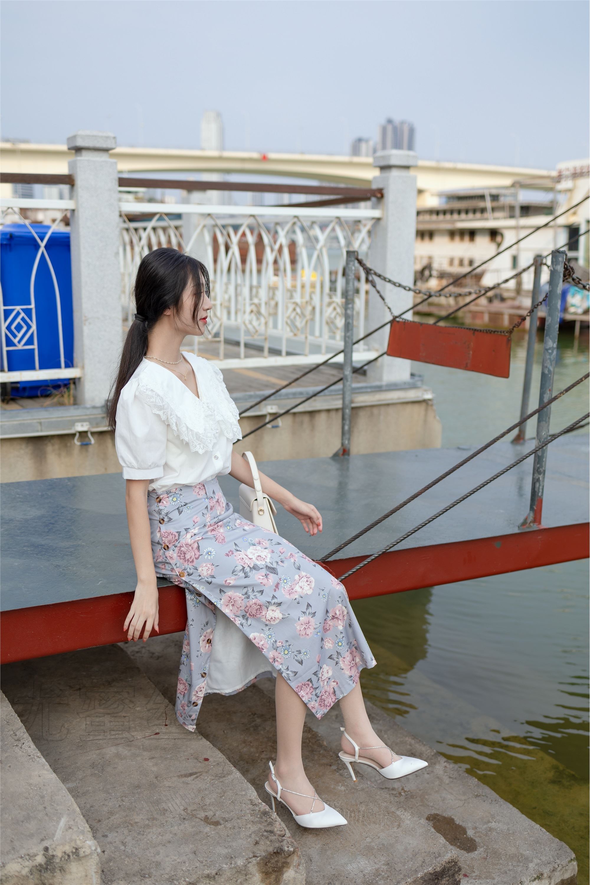 尤蜜丝 穿搭写真 NO.060